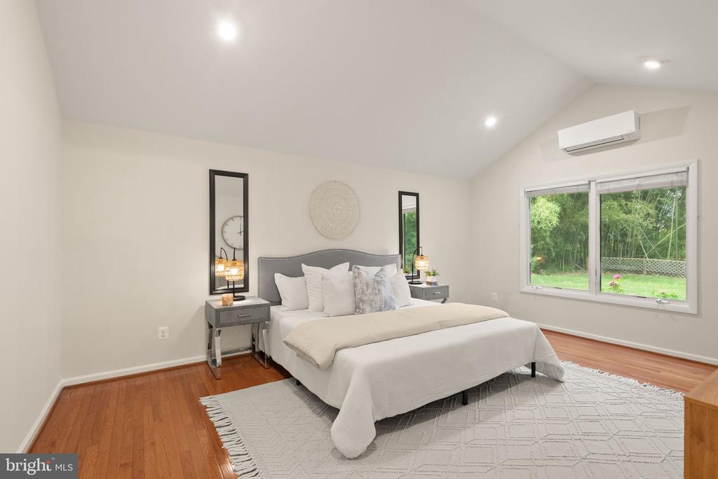 4227 ELIZABETH LANE
