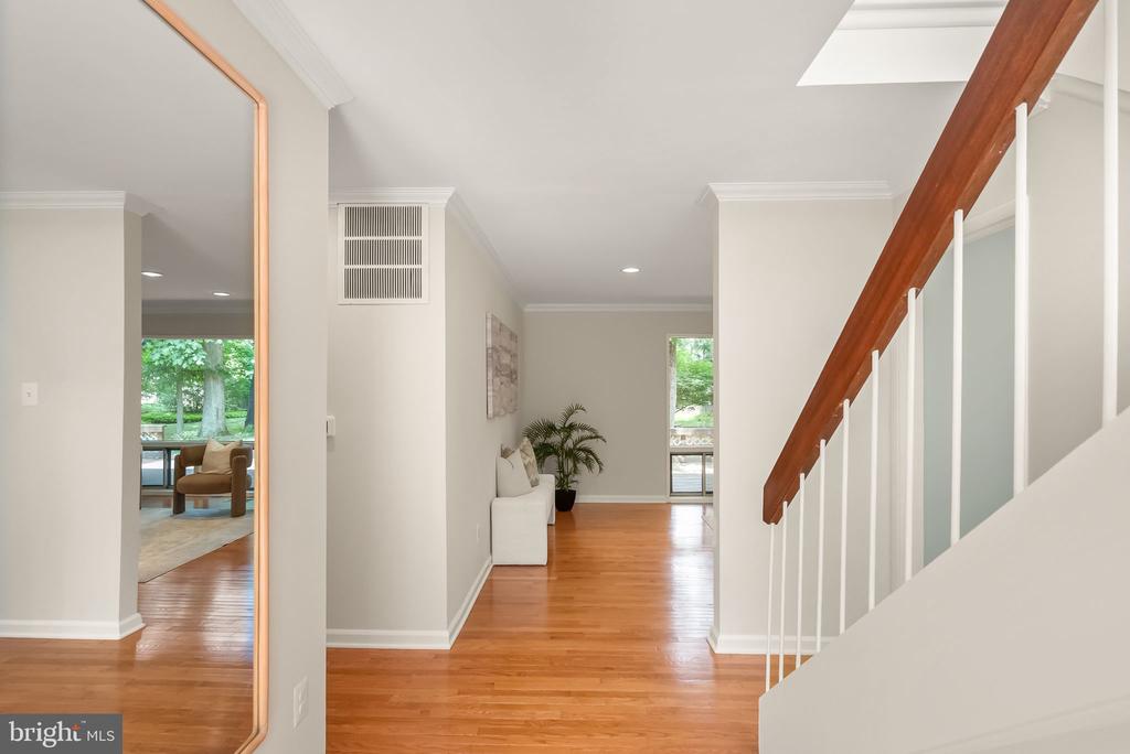 4227 ELIZABETH LANE