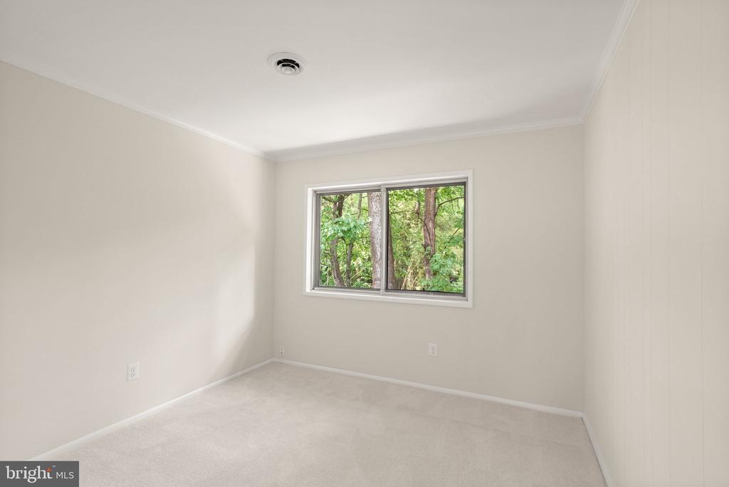 4227 ELIZABETH LANE