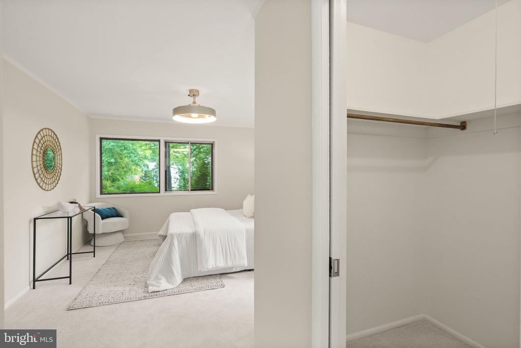 4227 ELIZABETH LANE
