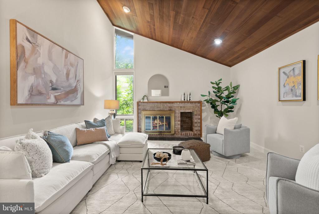4227 ELIZABETH LANE
