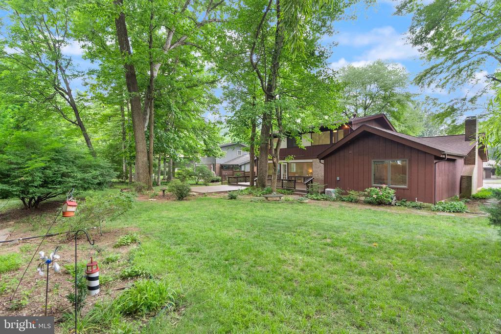 4227 ELIZABETH LANE
