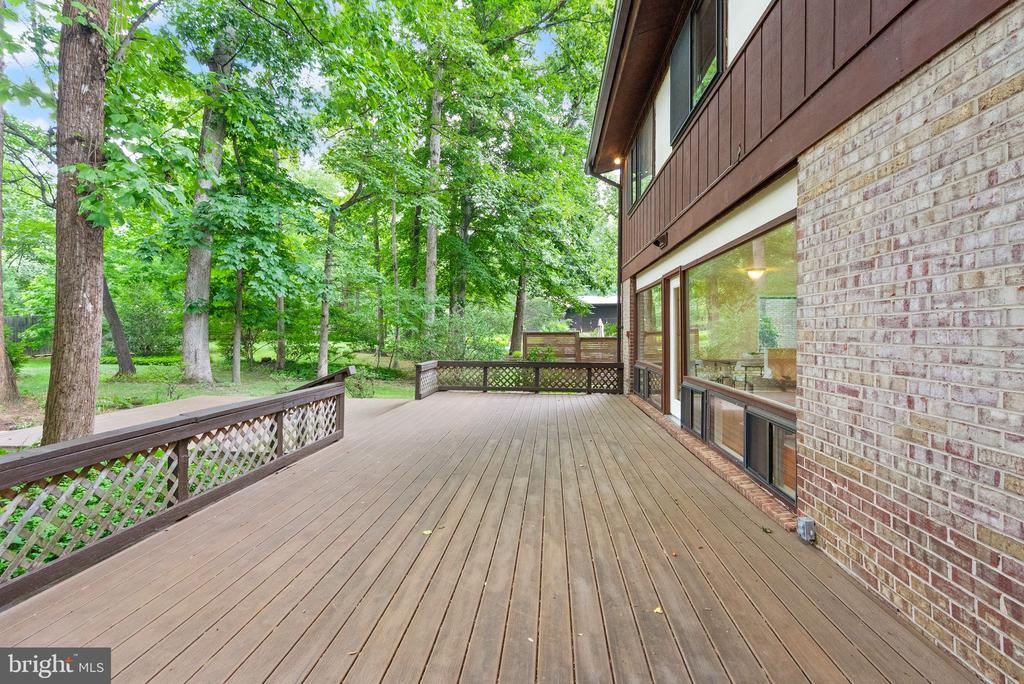 4227 ELIZABETH LANE