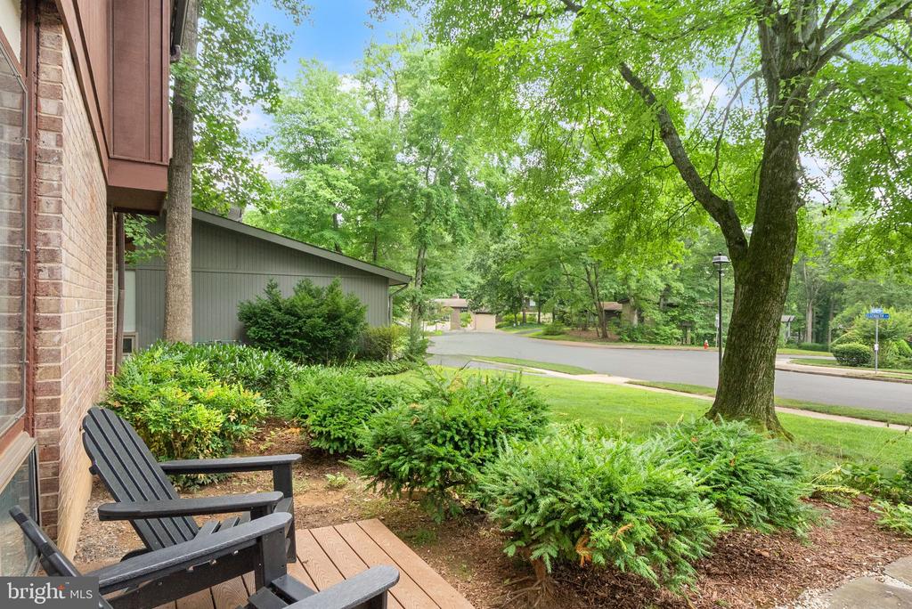 4227 ELIZABETH LANE