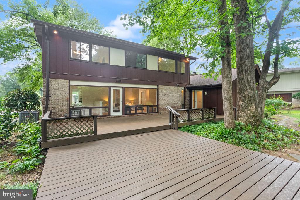 4227 ELIZABETH LANE
