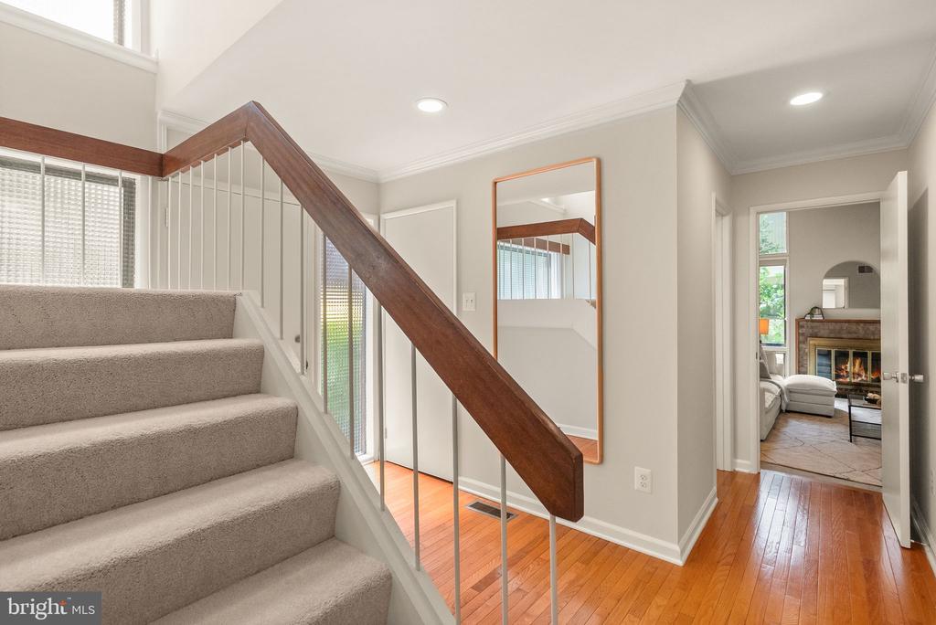 4227 ELIZABETH LANE