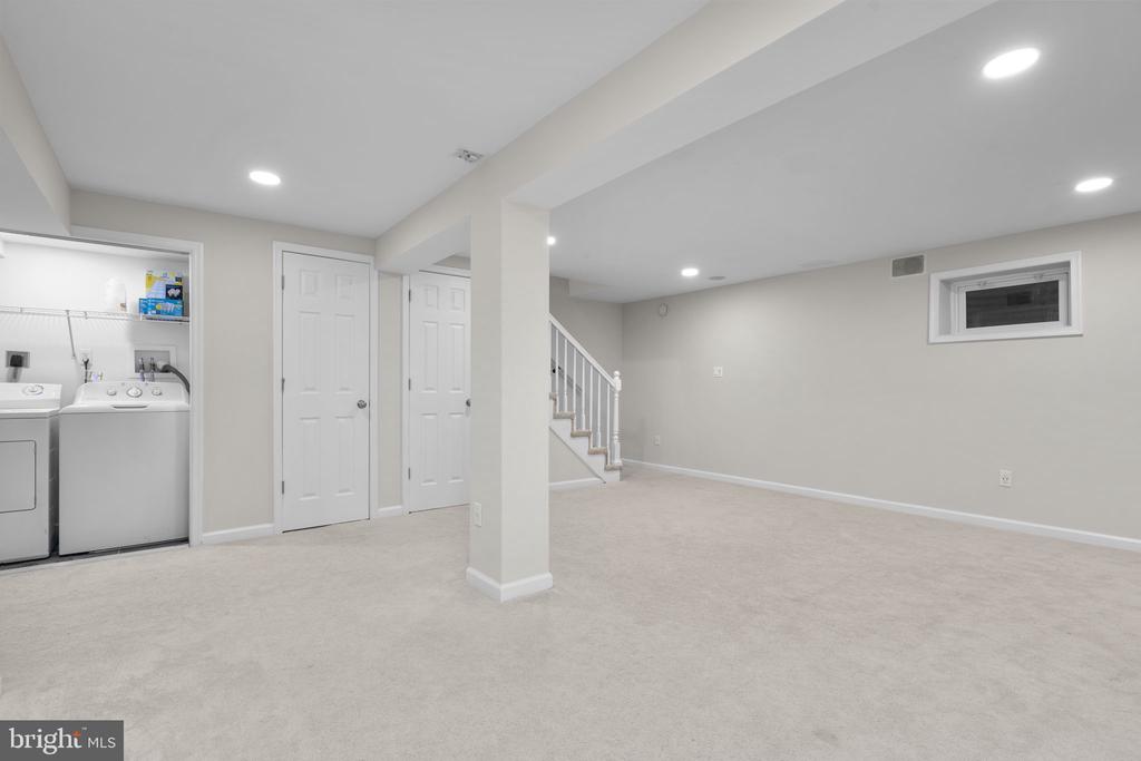 2407 ALSOP COURT