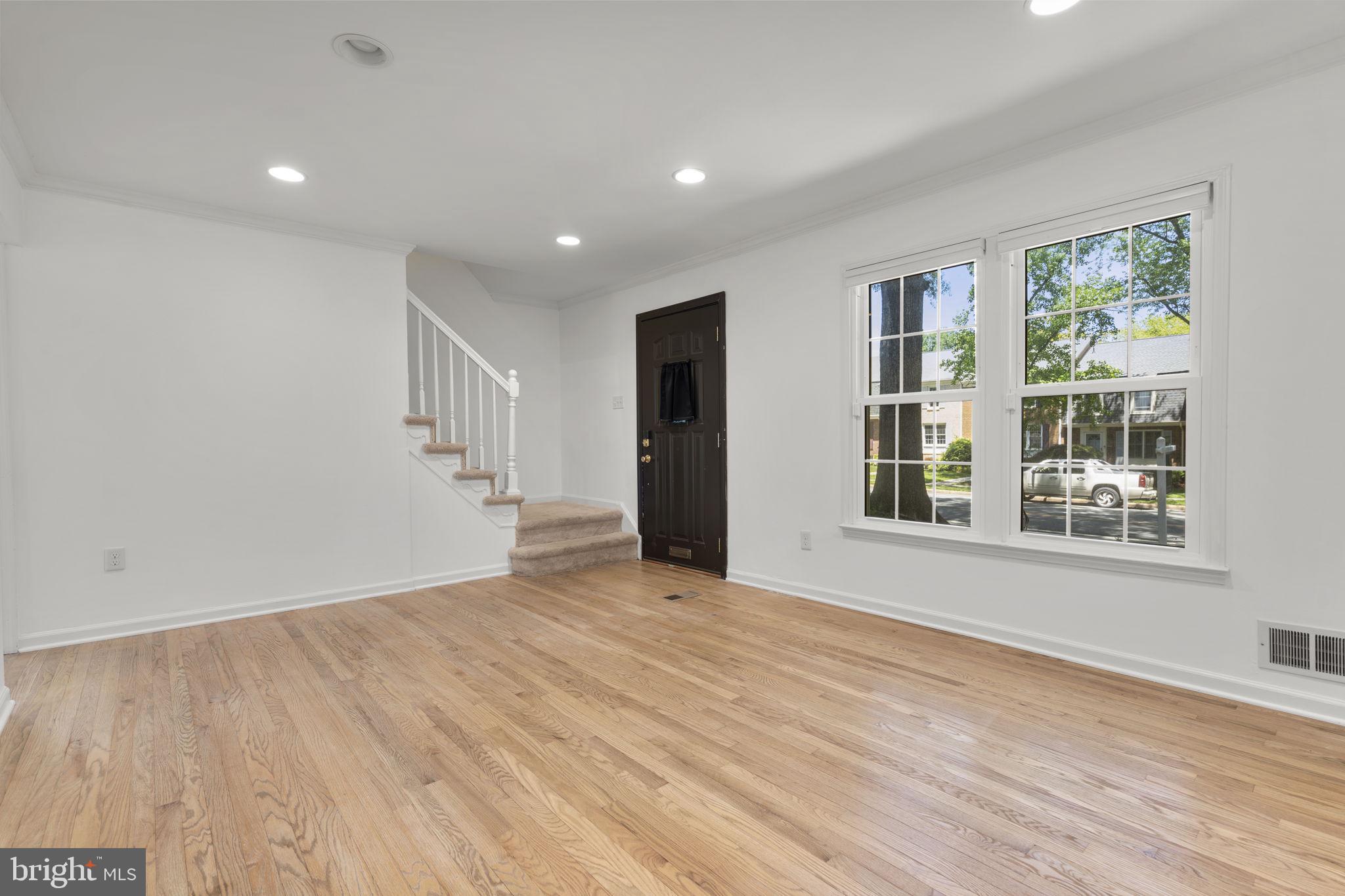 2407 ALSOP COURT