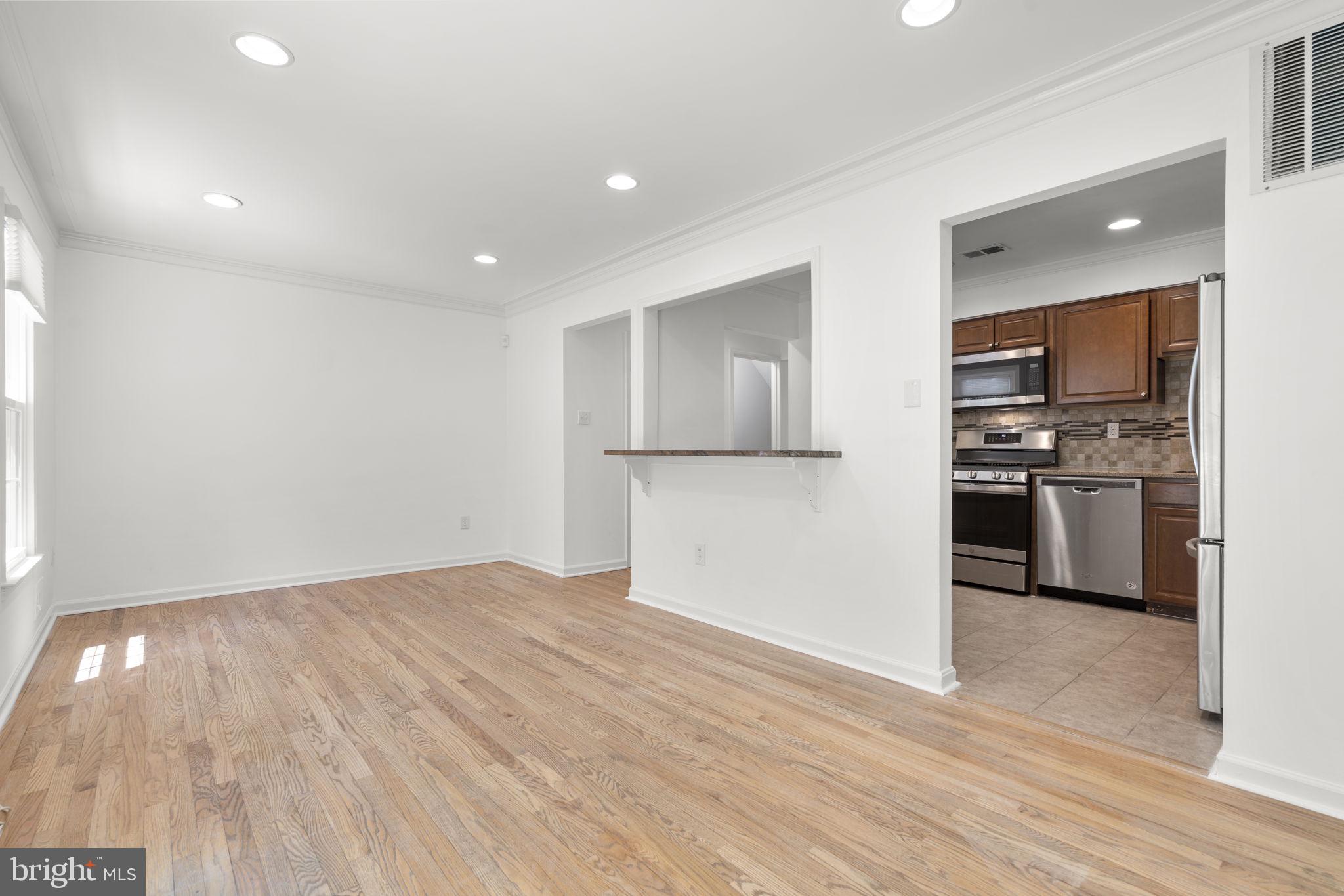 2407 ALSOP COURT