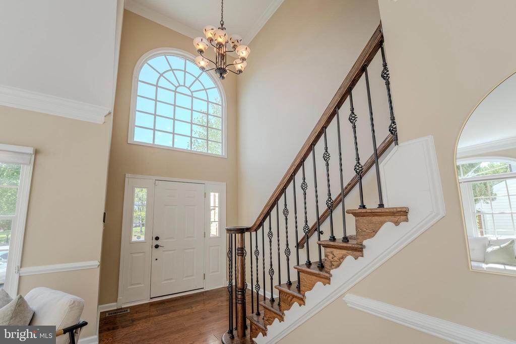 1327 MURRAY DOWNS WAY