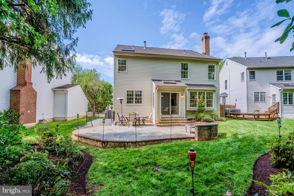 1327 MURRAY DOWNS WAY