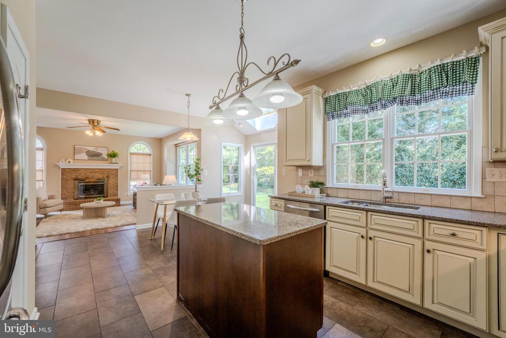 1327 MURRAY DOWNS WAY