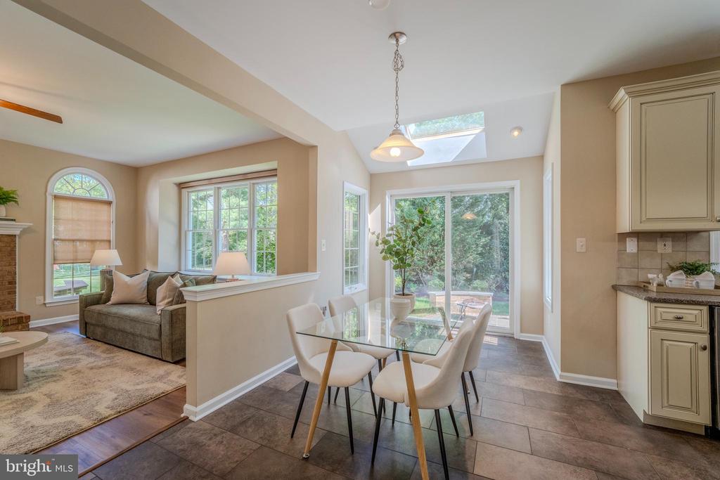 1327 MURRAY DOWNS WAY