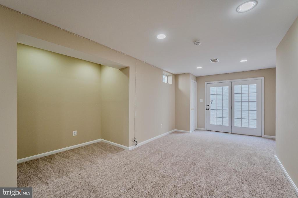 1327 MURRAY DOWNS WAY