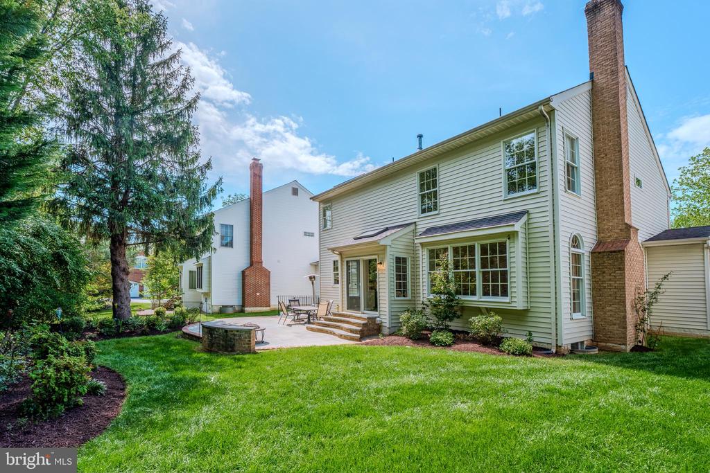 1327 MURRAY DOWNS WAY