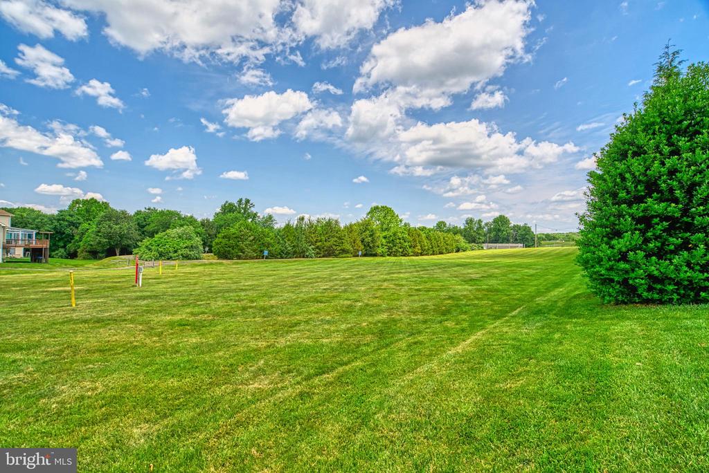 1327 MURRAY DOWNS WAY
