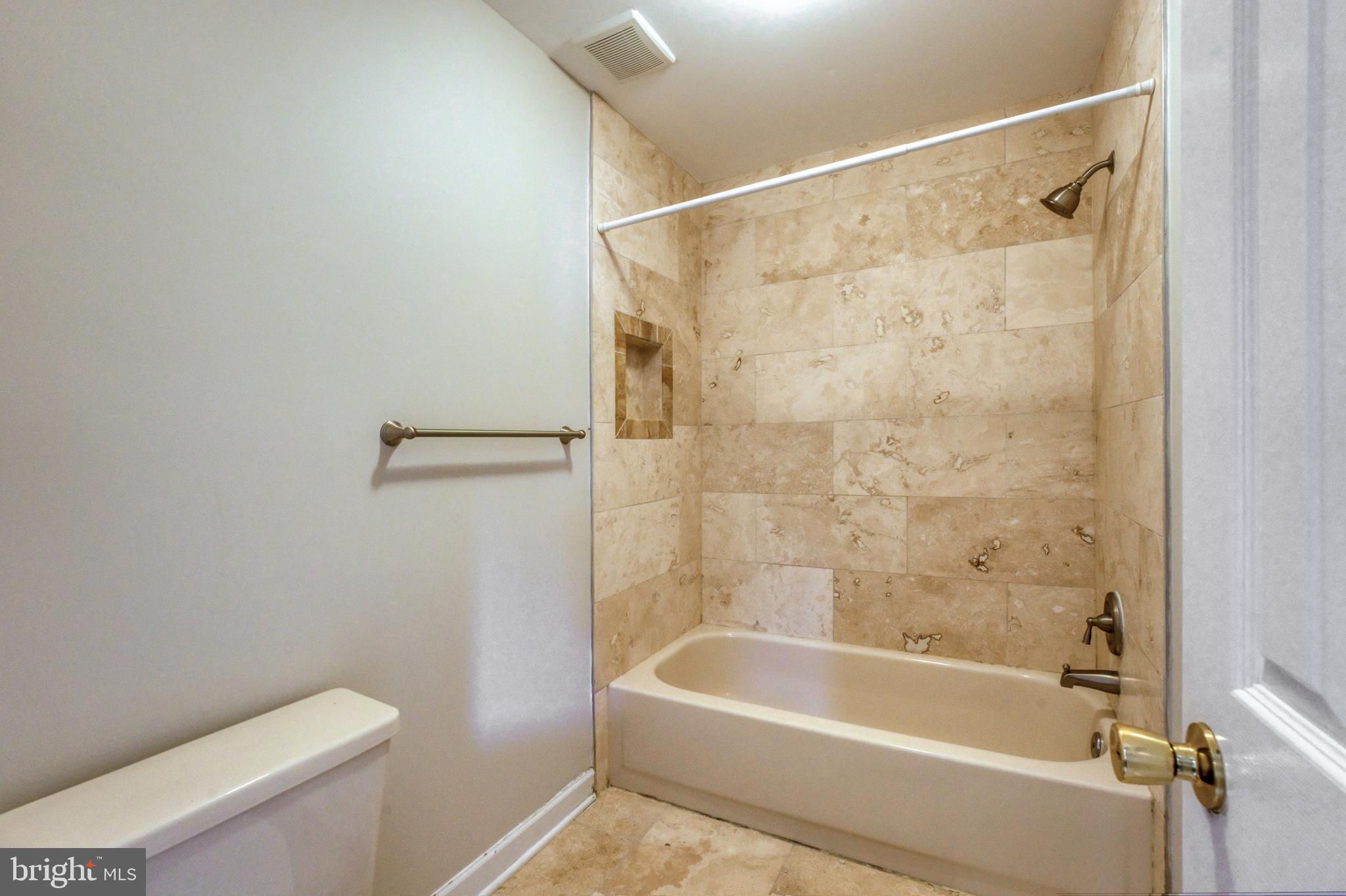 8722 FOXHALL TERRACE