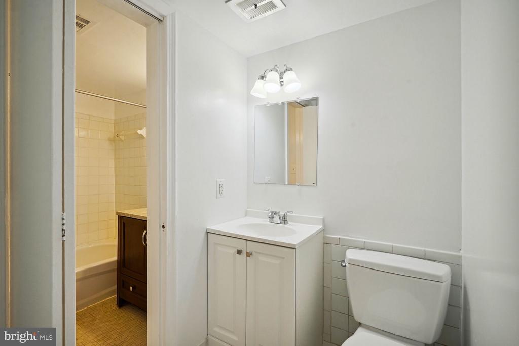 5900 PRINCE GEORGE DRIVE Unit: 337