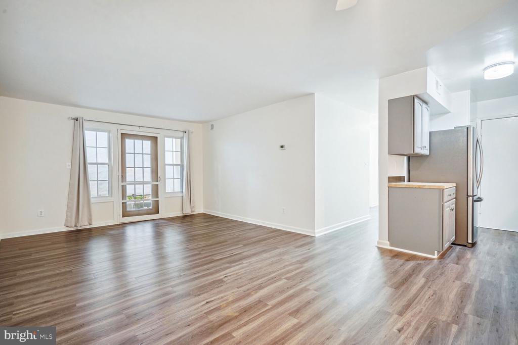 5900 PRINCE GEORGE DRIVE Unit: 337
