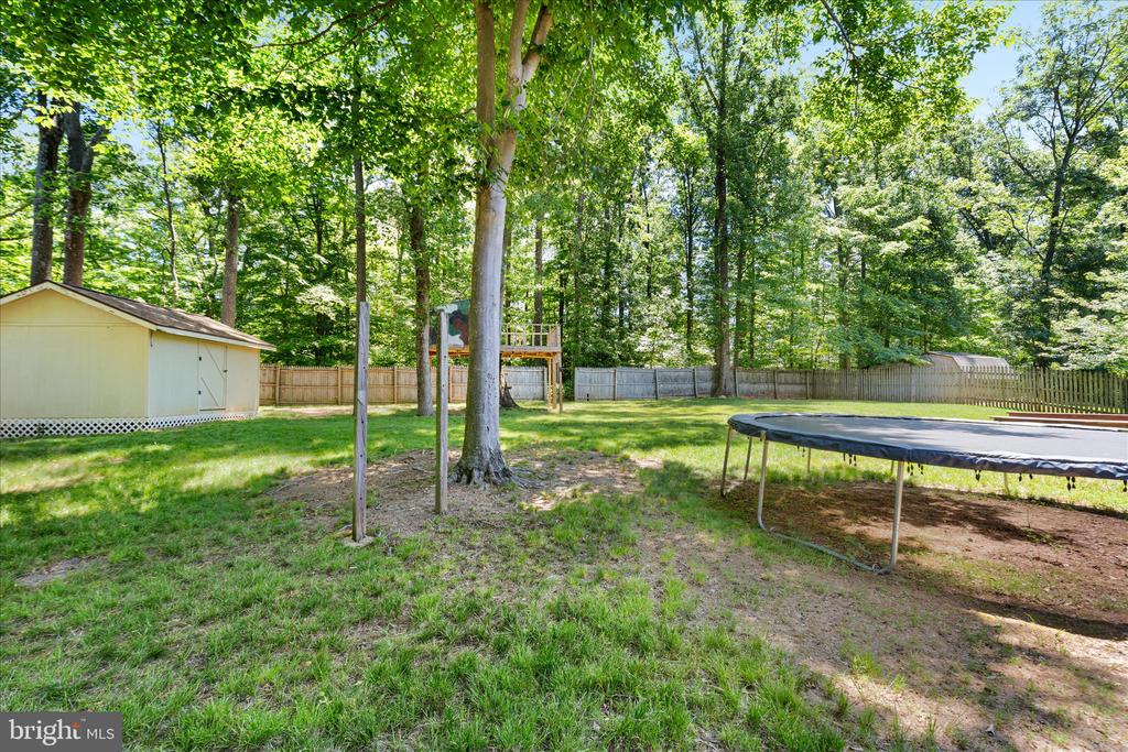 9100 DONNA DEAN DRIVE