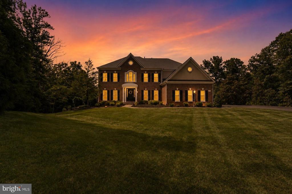 9772 THORN BUSH DRIVE