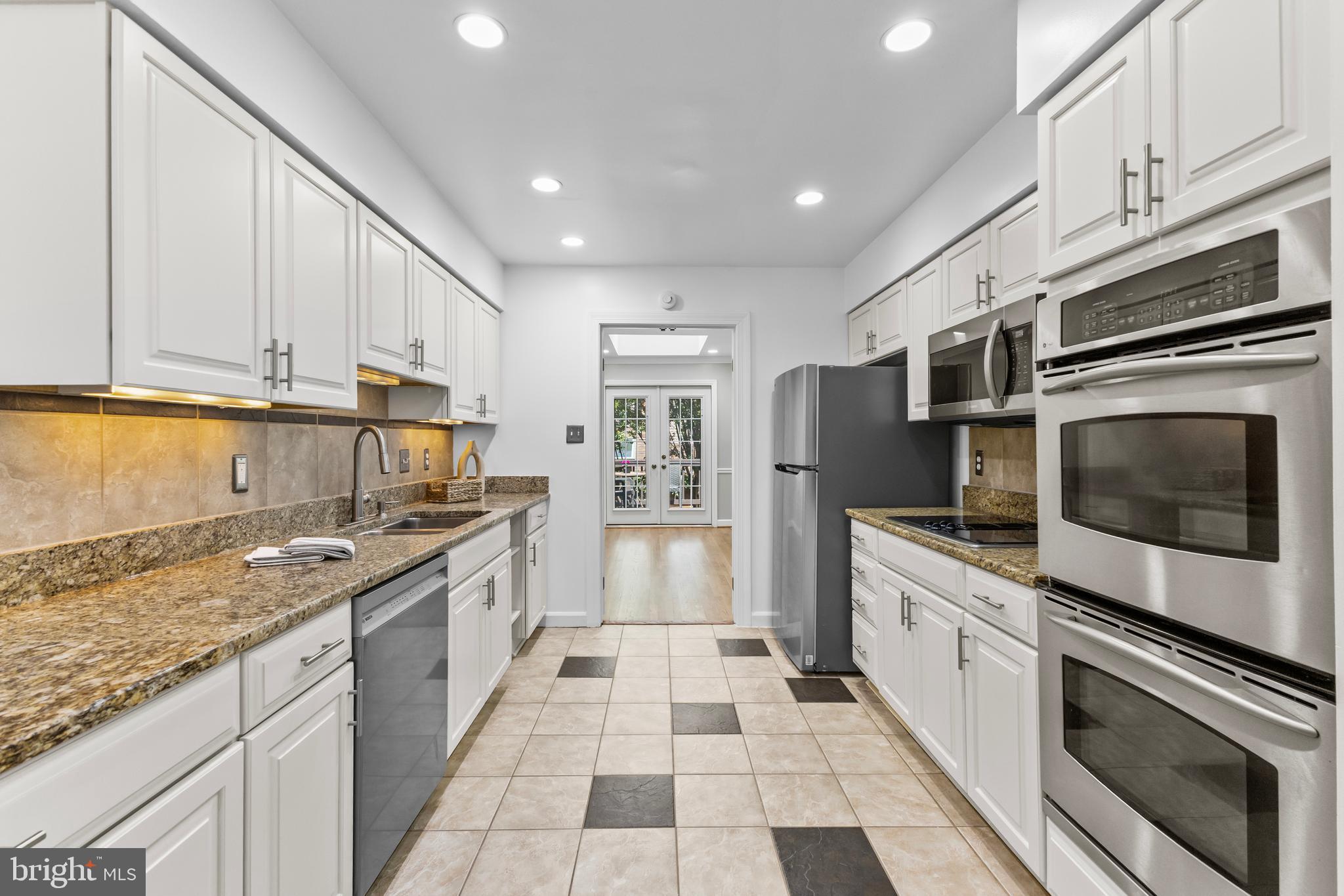 6308 CHAUCER VIEW CIRCLE