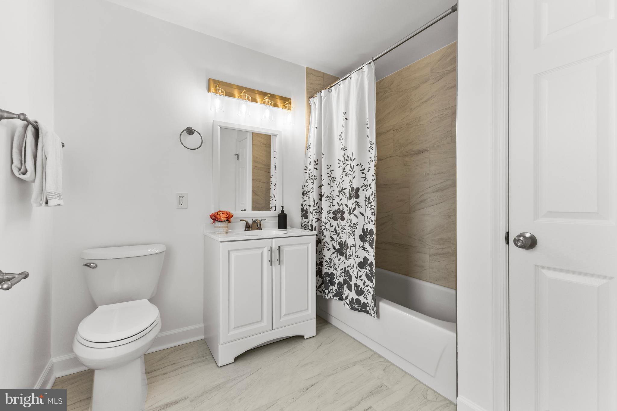 6308 CHAUCER VIEW CIRCLE