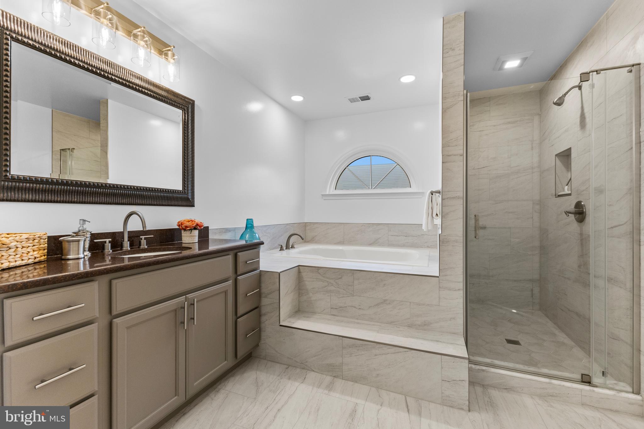 6308 CHAUCER VIEW CIRCLE