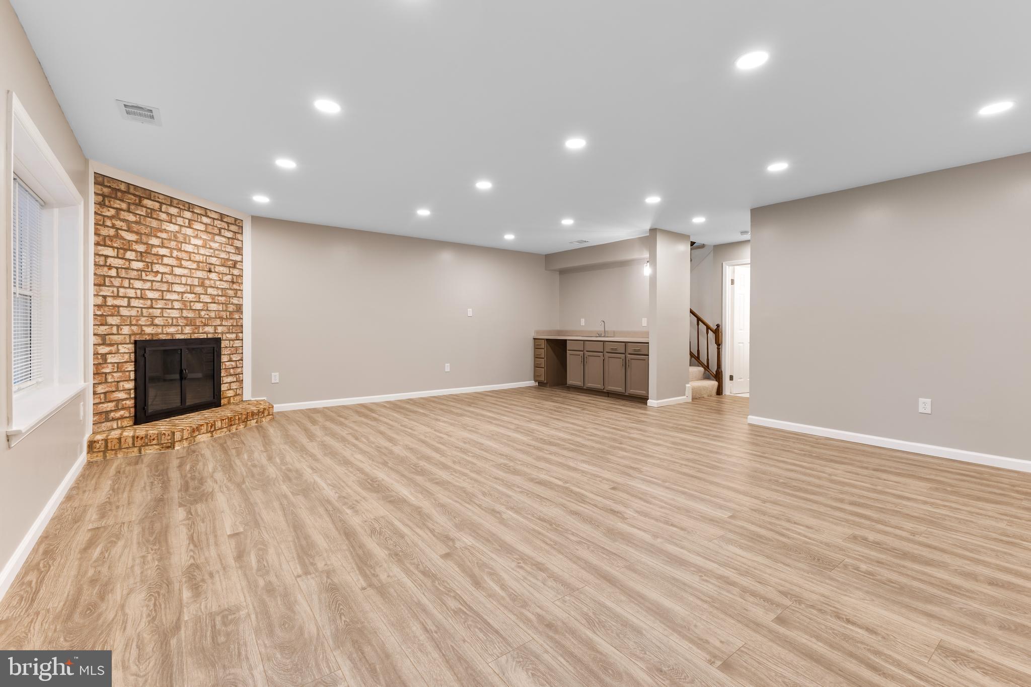 6308 CHAUCER VIEW CIRCLE