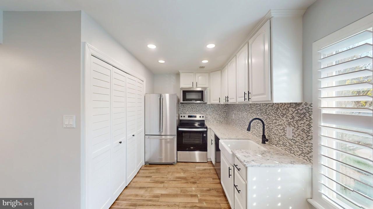 1689 WESTWIND WAY 182