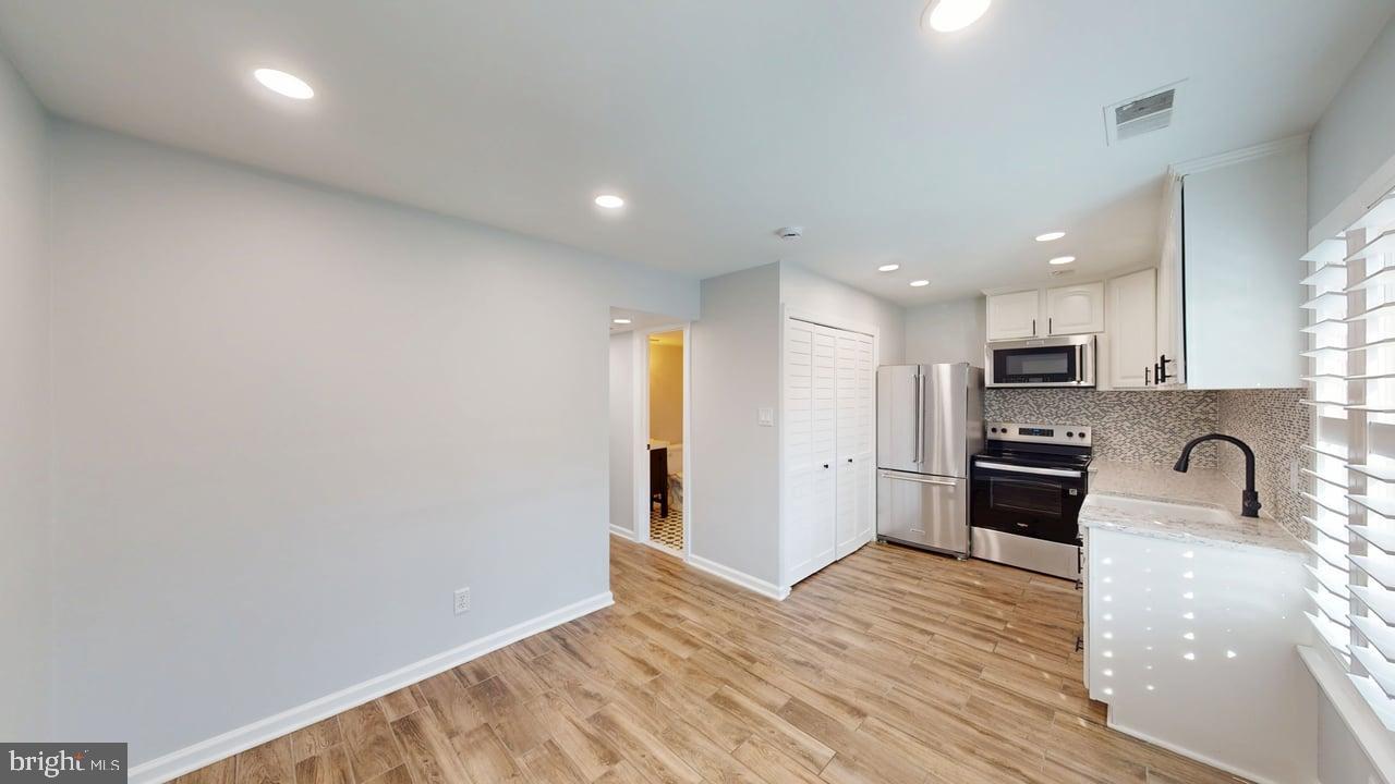 1689 WESTWIND WAY 182