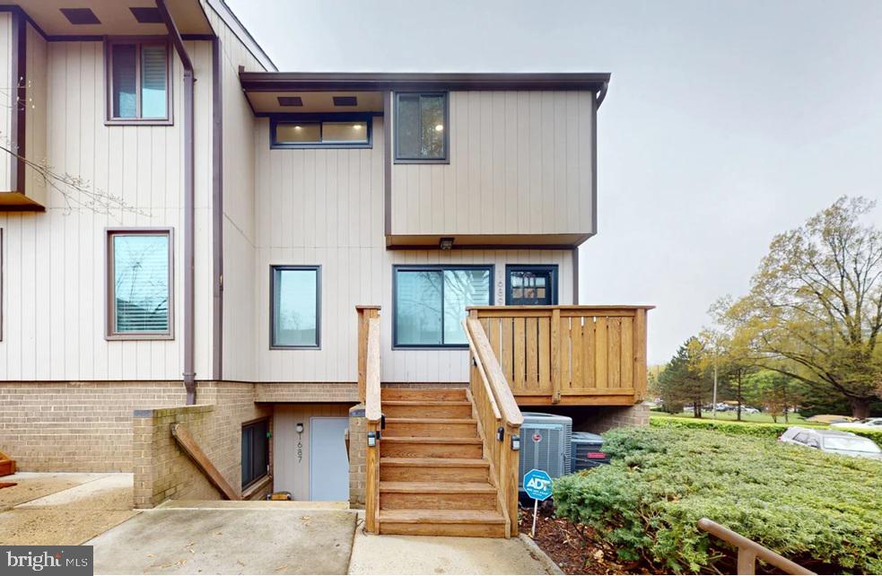 1689 WESTWIND WAY 182
