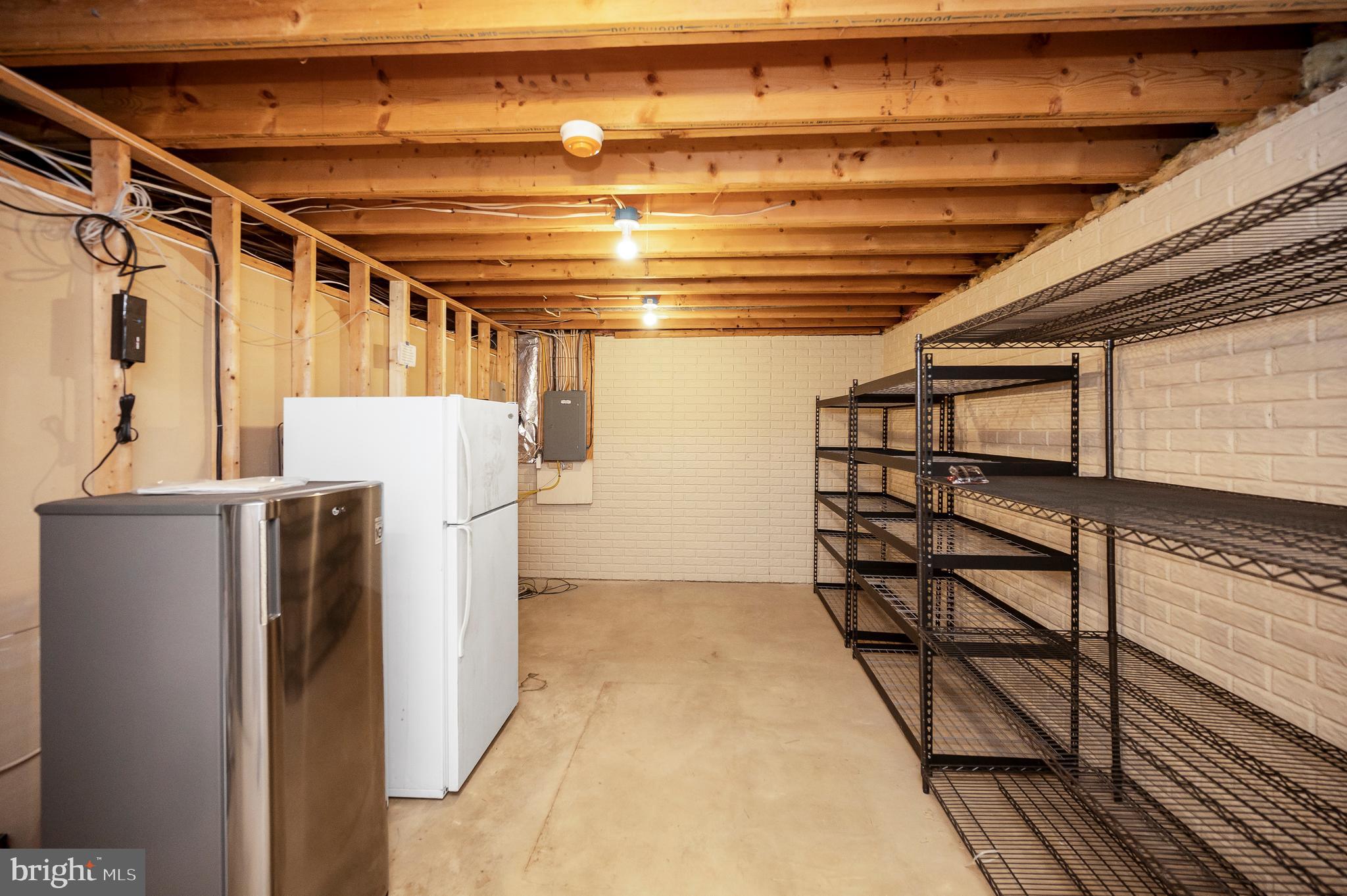 4611 TAPESTRY DRIVE