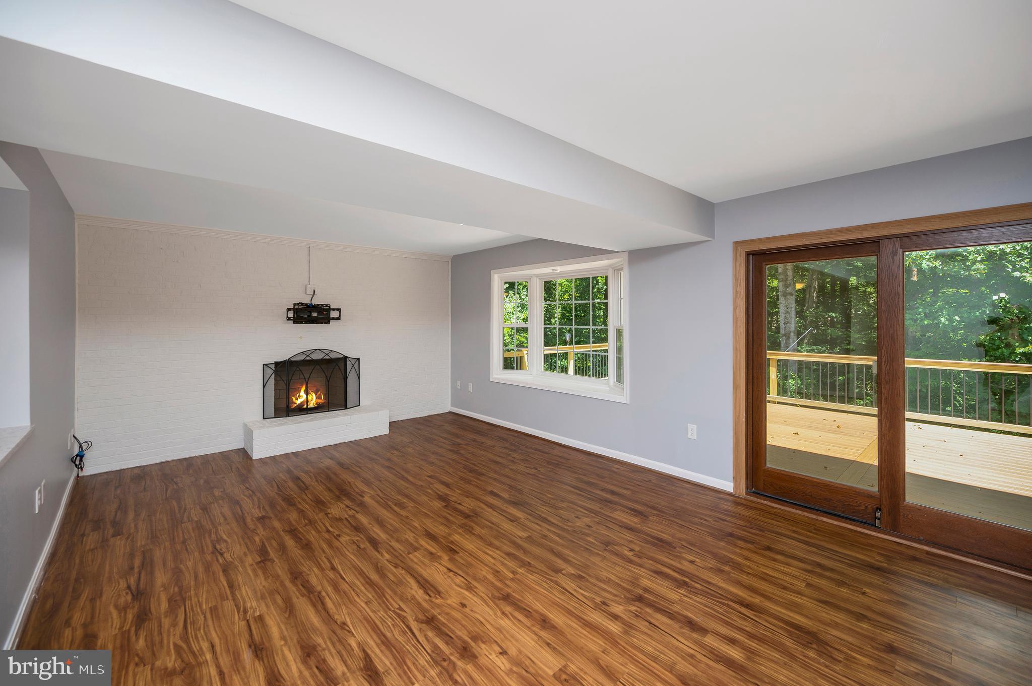 4611 TAPESTRY DRIVE