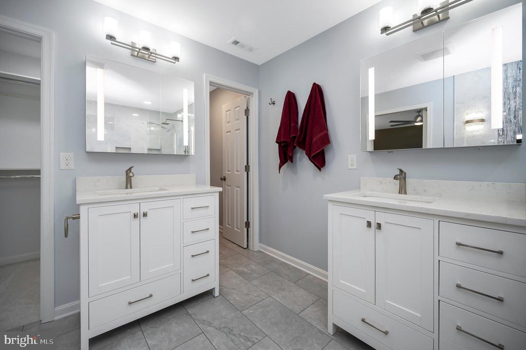 4611 TAPESTRY DRIVE