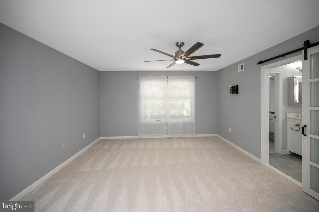 4611 TAPESTRY DRIVE