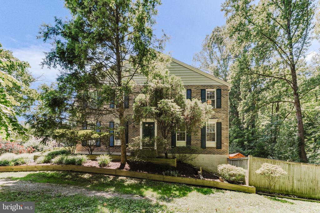 6010 HEATHWICK COURT