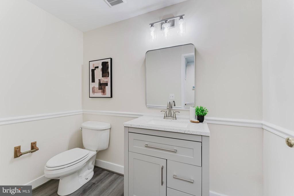 6010 HEATHWICK COURT