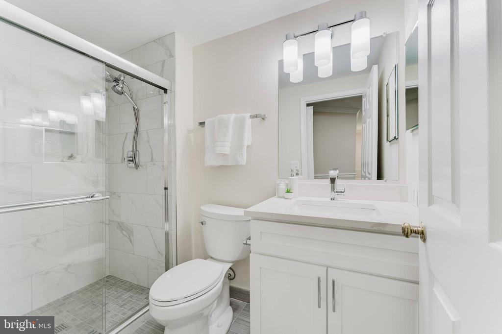 6010 HEATHWICK COURT