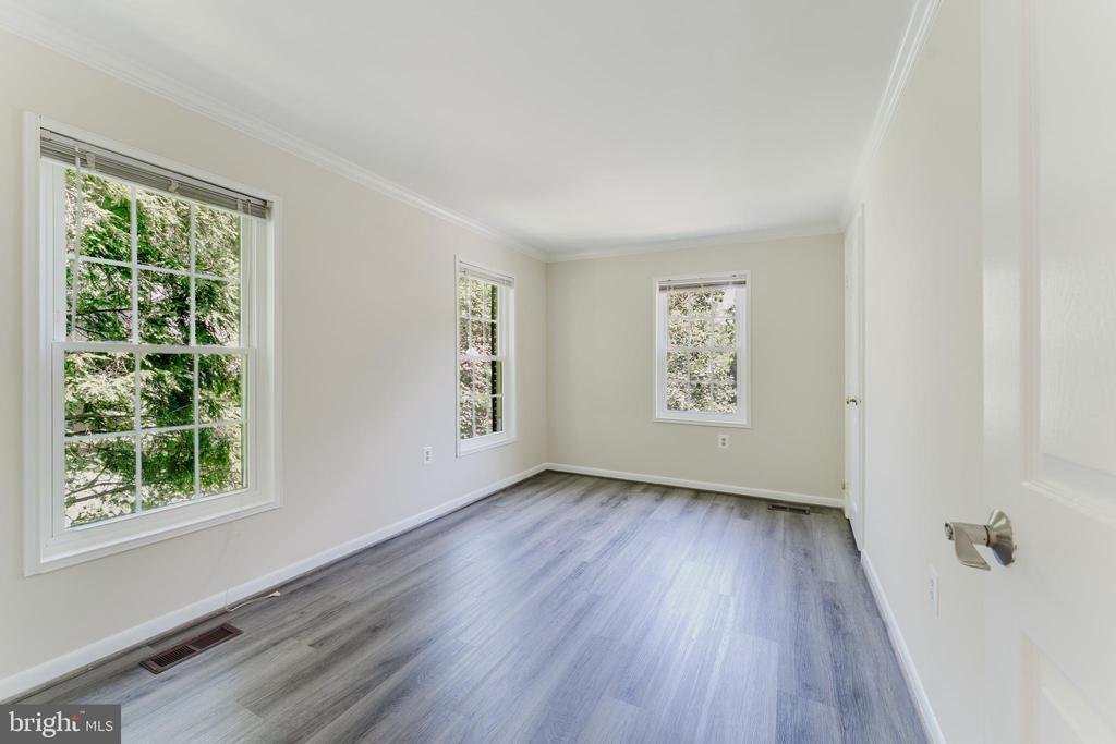 6010 HEATHWICK COURT