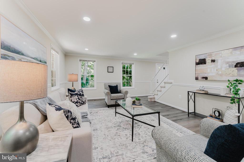 6010 HEATHWICK COURT