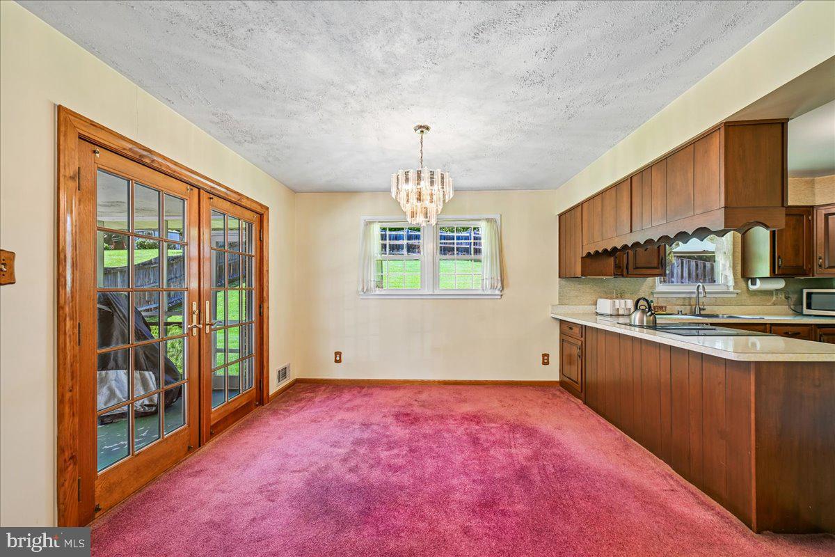 5643 INVERCHAPEL ROAD