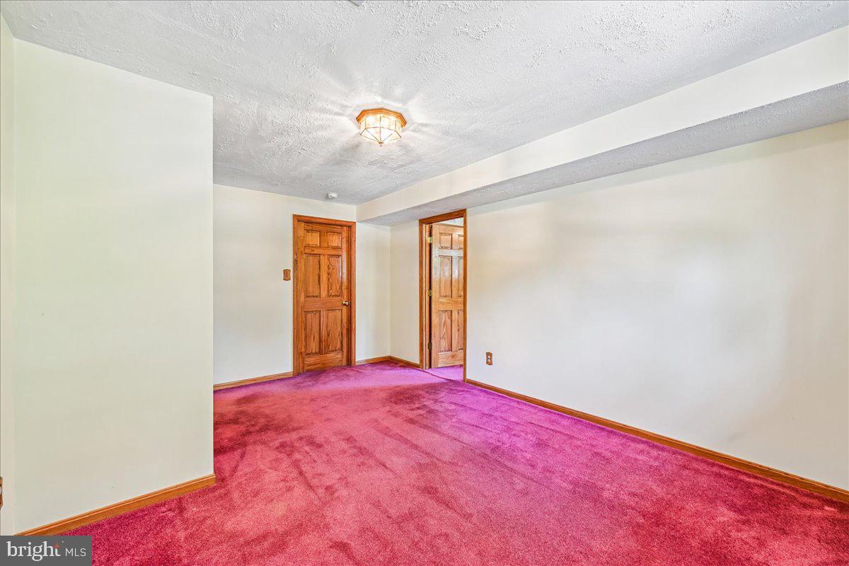 5643 INVERCHAPEL ROAD