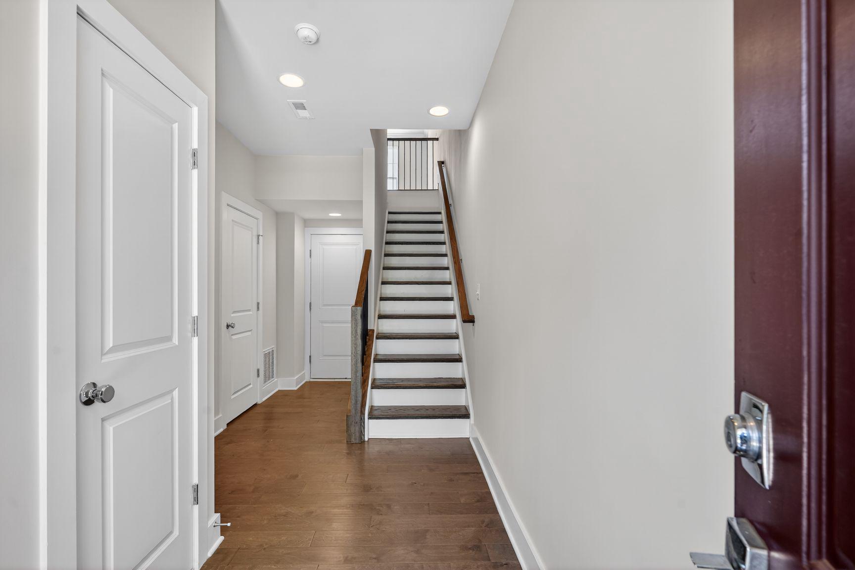 5128 RIDGEVIEW RETREAT