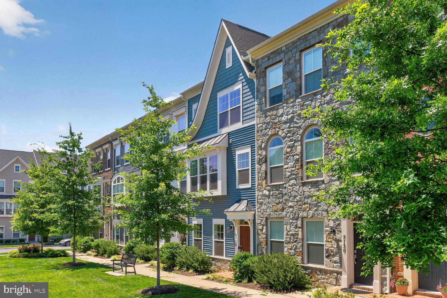 5128 RIDGEVIEW RETREAT