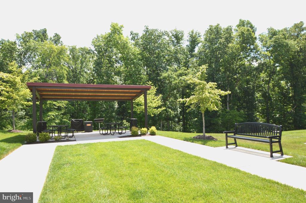 5128 RIDGEVIEW RETREAT