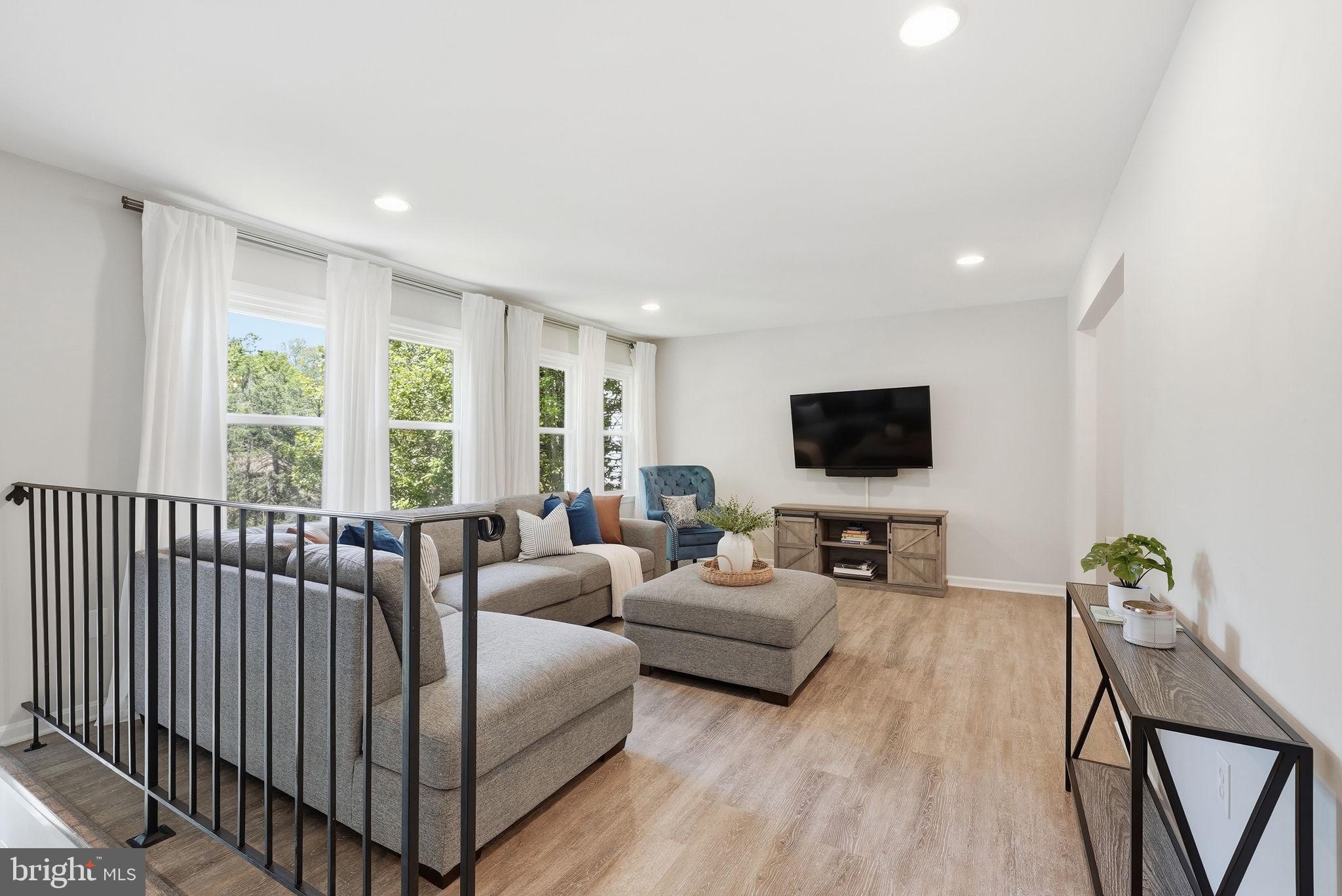 1811 CRANBERRY LANE