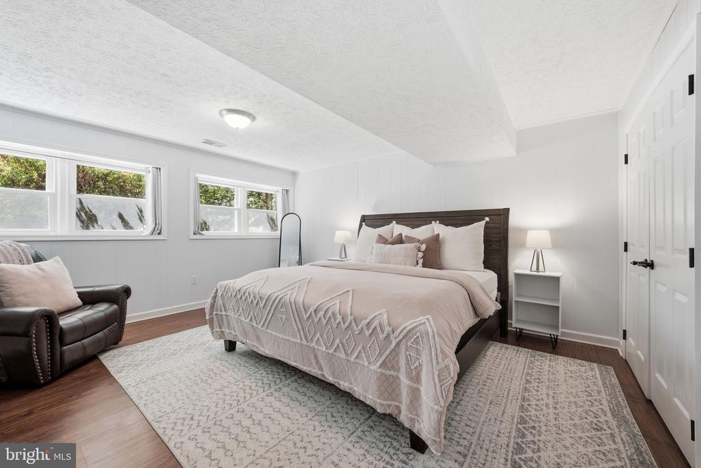1811 CRANBERRY LANE