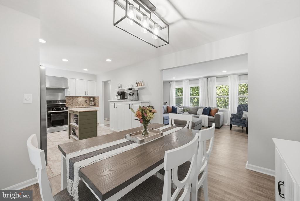 1811 CRANBERRY LANE