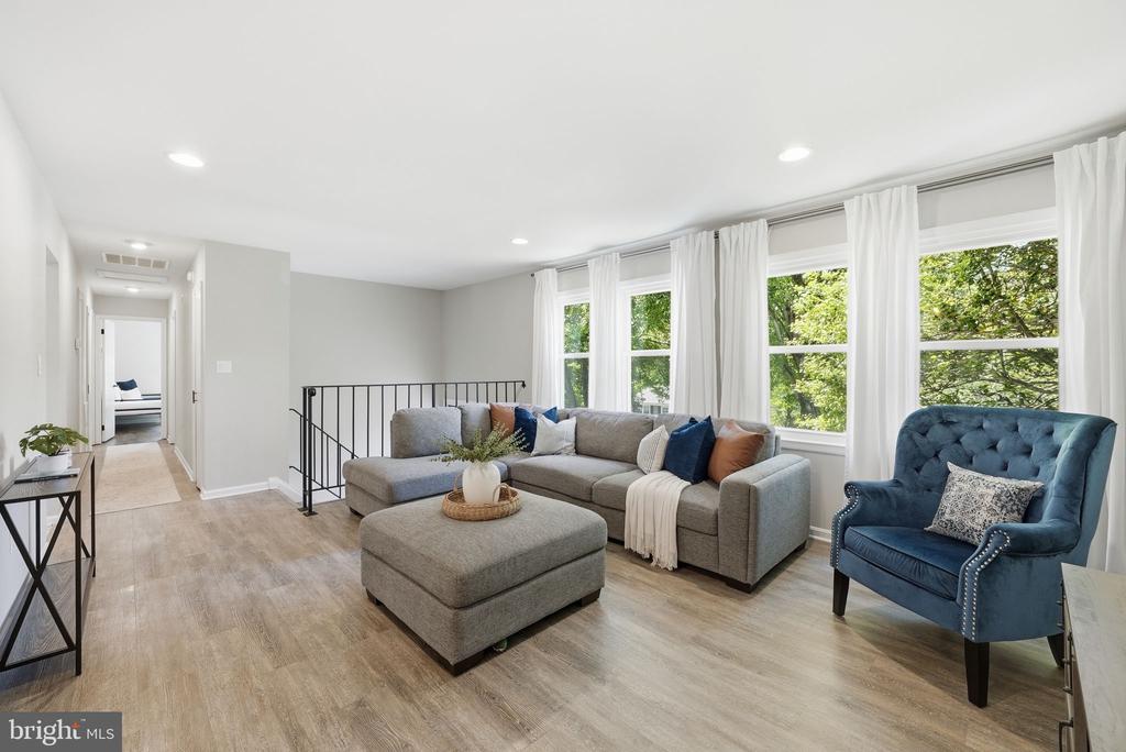 1811 CRANBERRY LANE